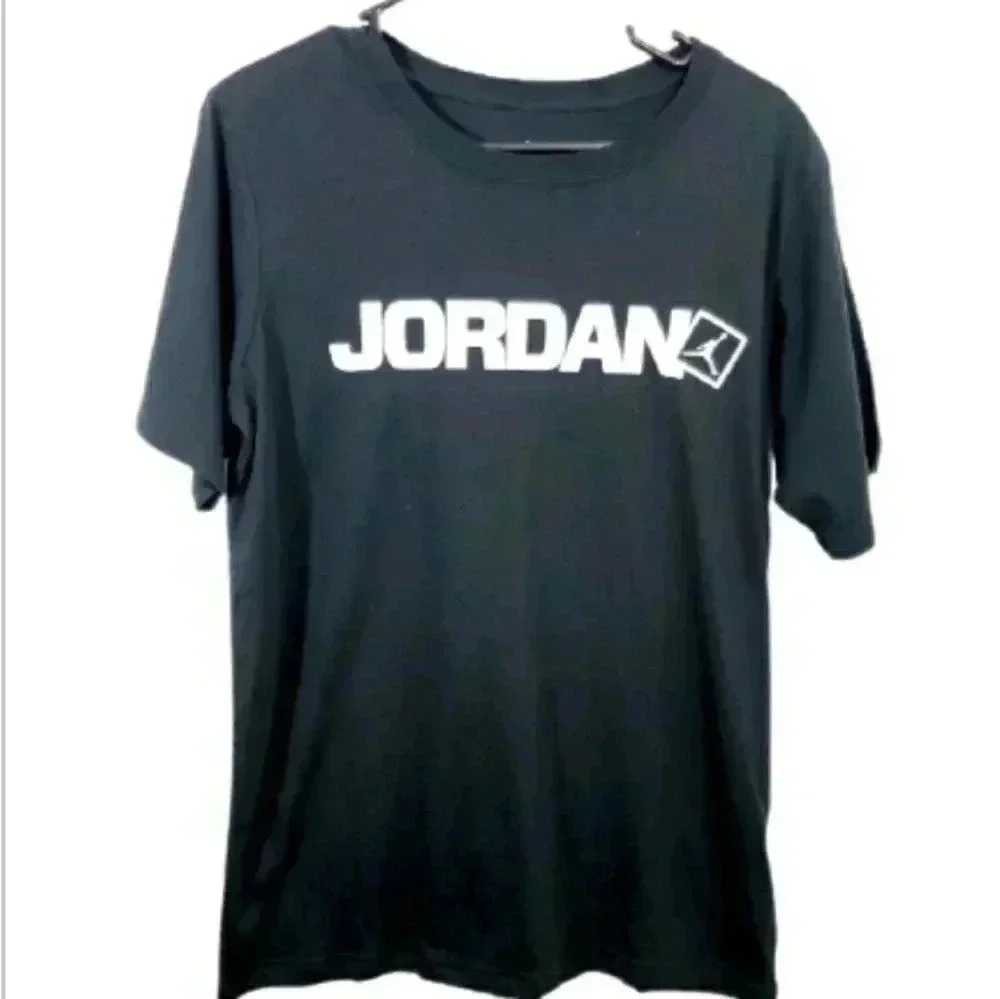 Jordan Big boys tee. Size Xl. Fits a women's Large